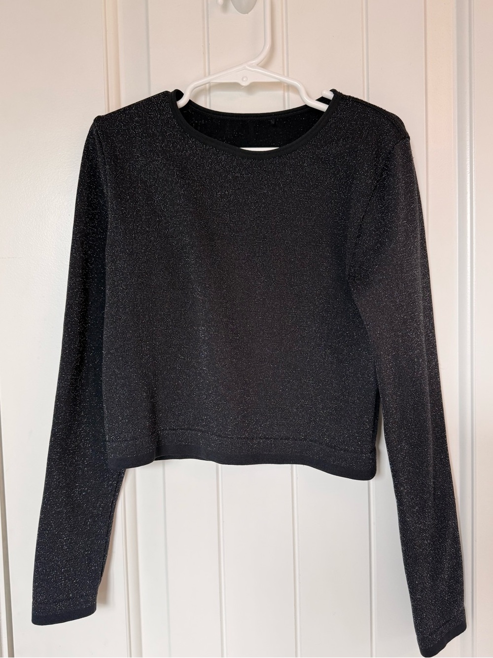 All in Motion Sparkle Long-Sleeve Black Crop Top